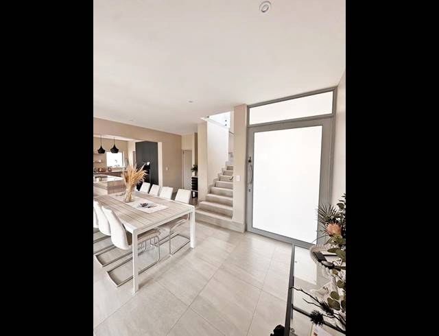 4 BEDROOM PROPERTY TO RENT IN BRYANSTON